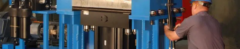 Wartung der Hydraulikpresse