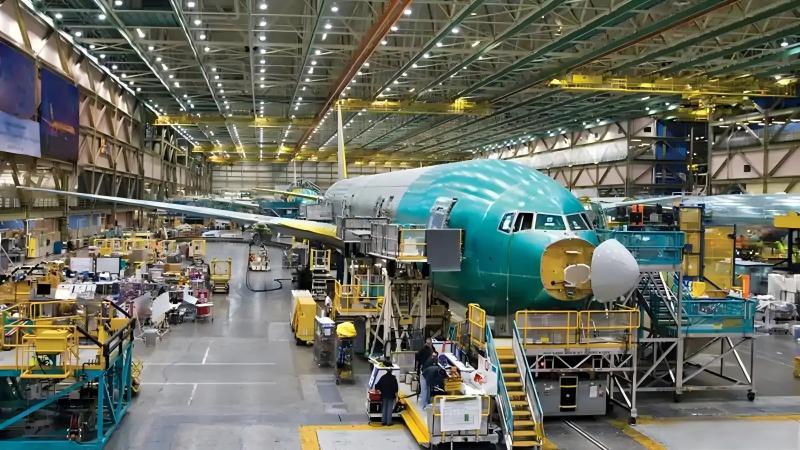  Machines à rouler dans l'industrie aérospatiale