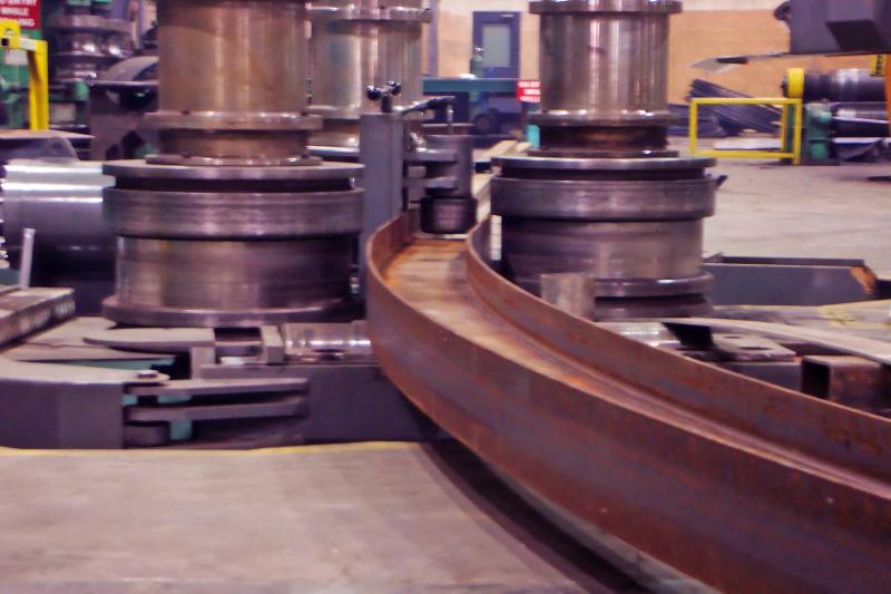 Machines à rouler dans l'industrie de la construction