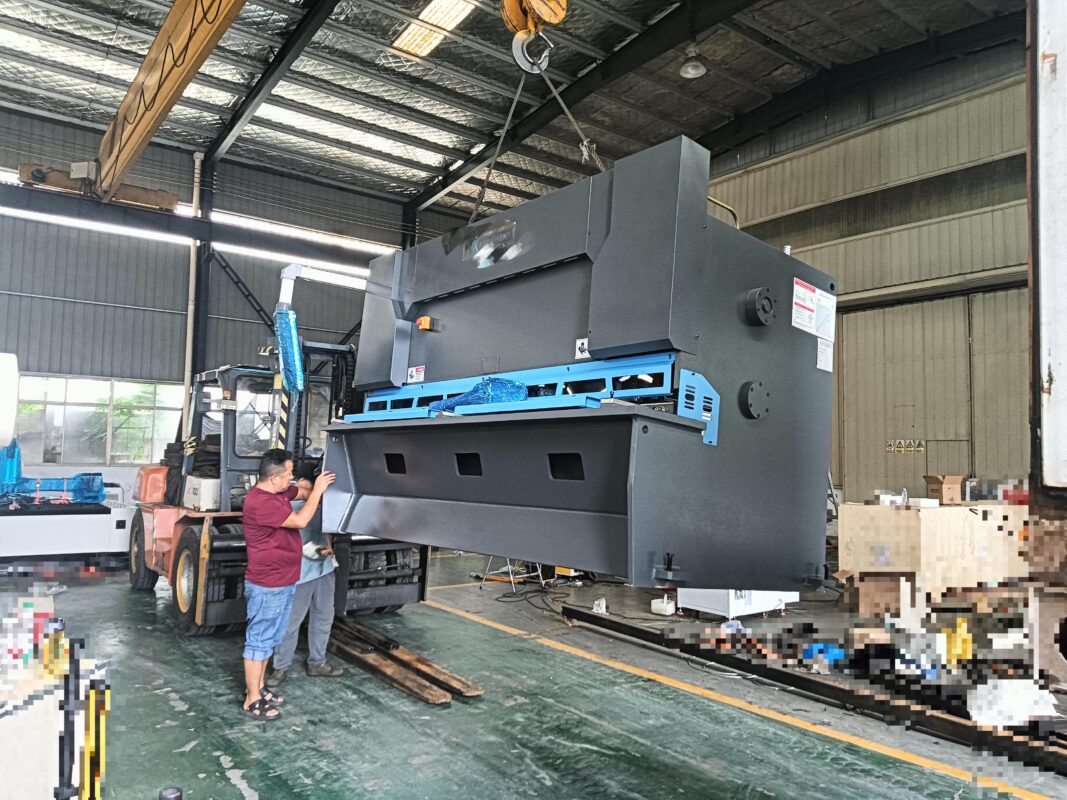 USA-QC11K-6X2500 Schermaschine