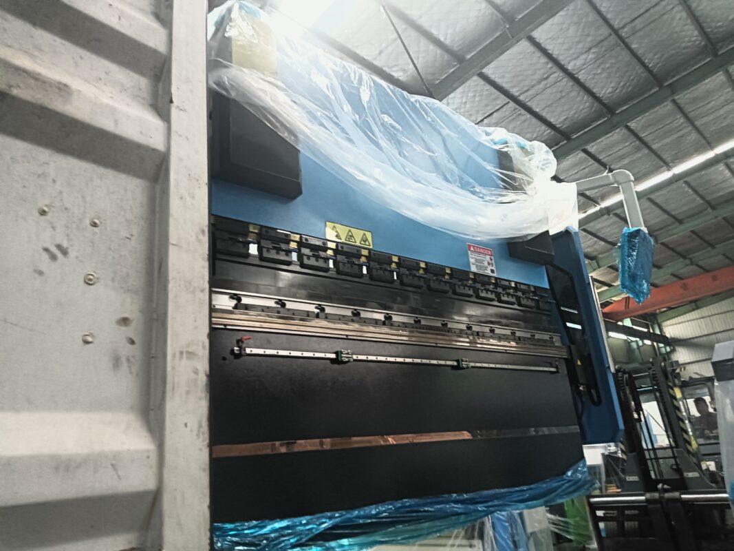 USA-QC11K-6X2500 Schermaschine