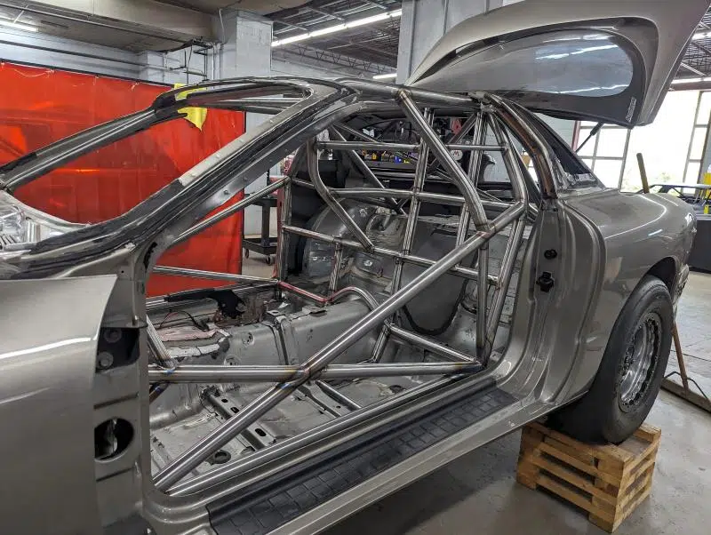 Macchine piegatubi per l'industria automobilistica