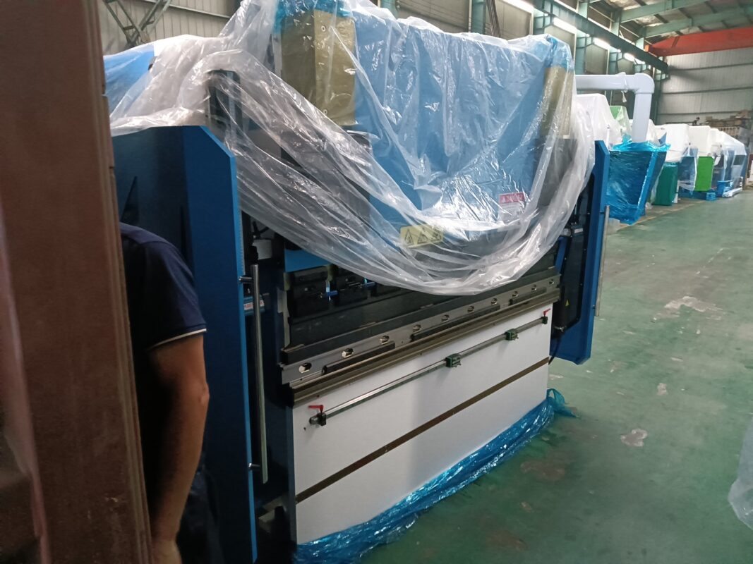 Presse plieuse CNC Egypte-WE67K-40T2000