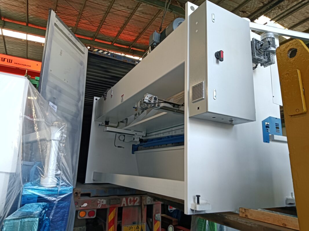 Presse plieuse Jordan-WC67K-250T3200