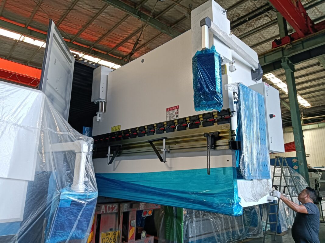 Presse plieuse Jordan-WC67K-250T3200