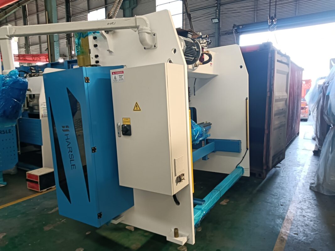 Ucrânia-WE67K-80T2500 Prensa Dobradeira CNC