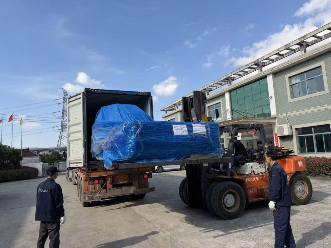 Станок лазерной резки Brazil-HS-3000W-3015