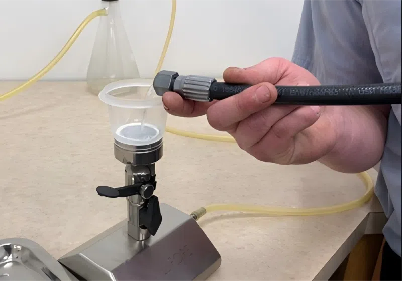 How to Fix Hydraulic Oil Leaks in Tube Benders?