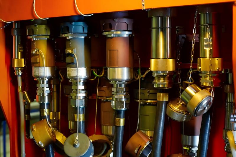 Problemas con la carrera de retorno de la dobladora de tubos