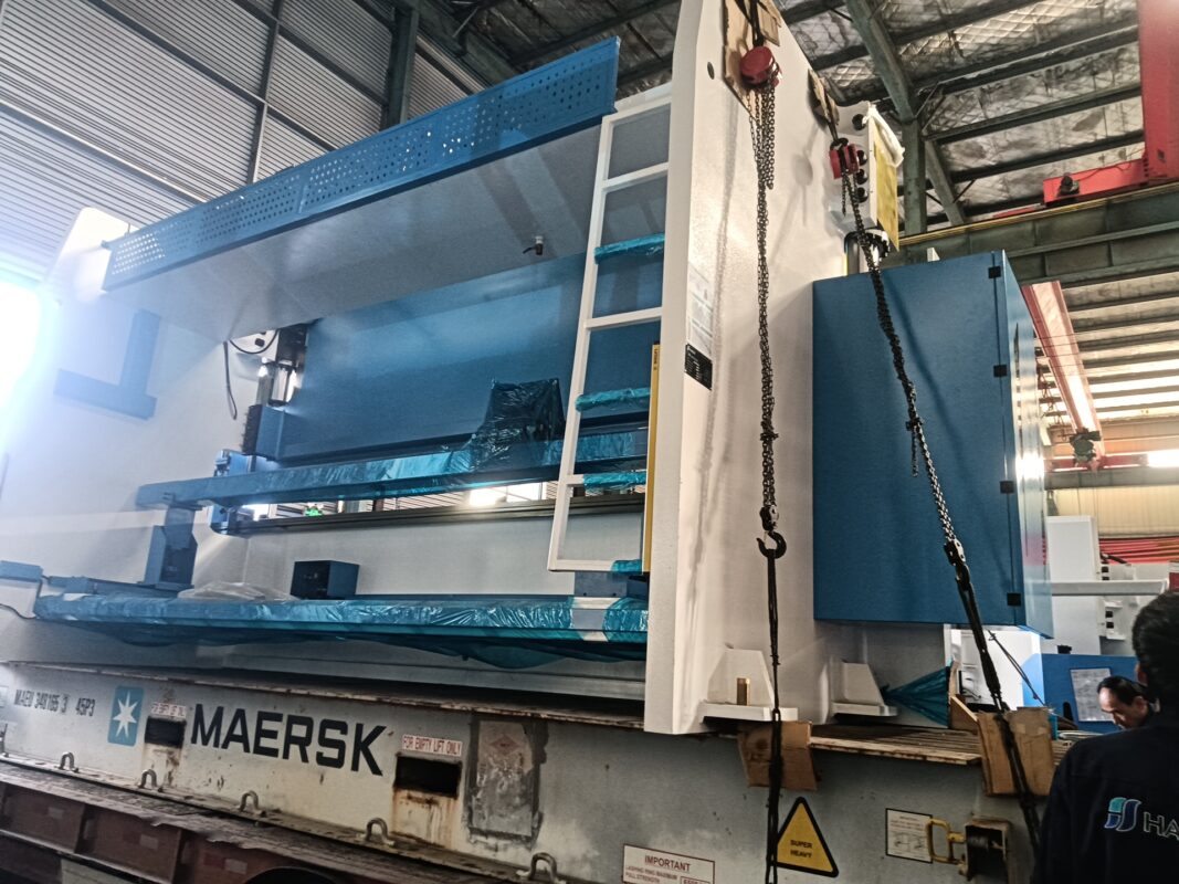 Prensa plegadora CNC Moldavia-WE67K-500T6000