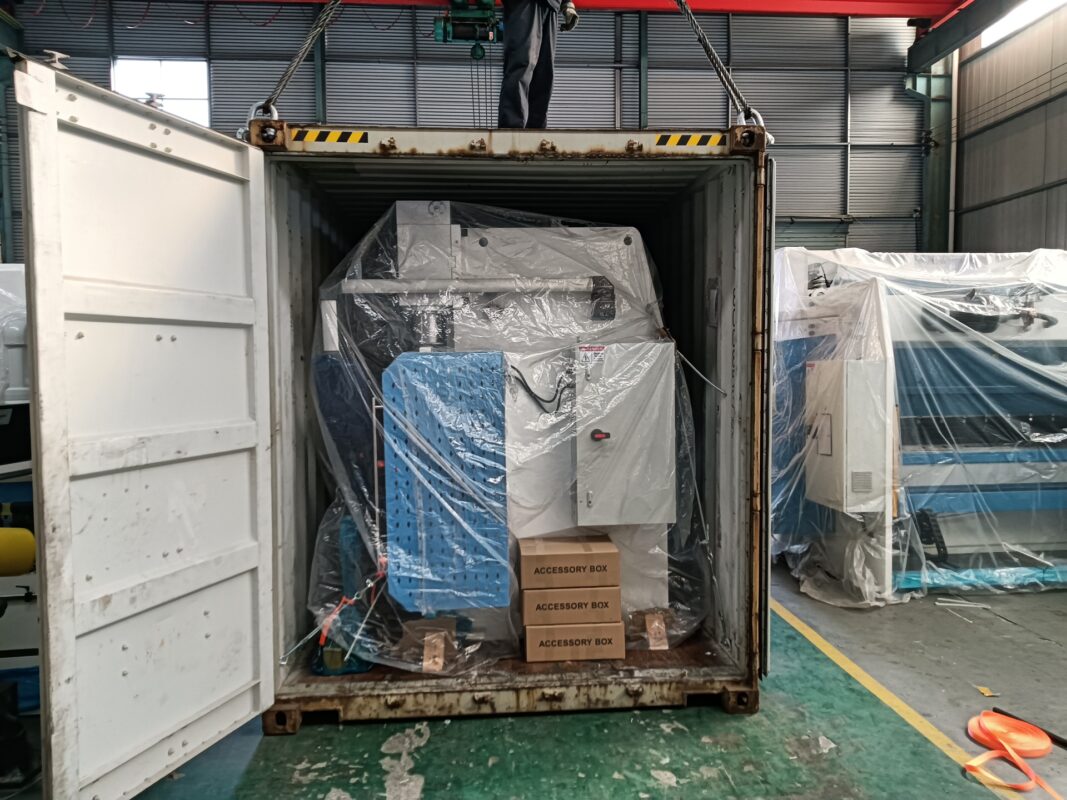 Kolumbia-3 zestawy pras krawędziowych