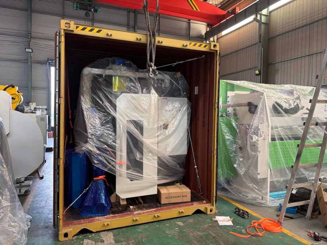 مكبس ثني CNC فرنسي الصنع - WE67K-125T3200