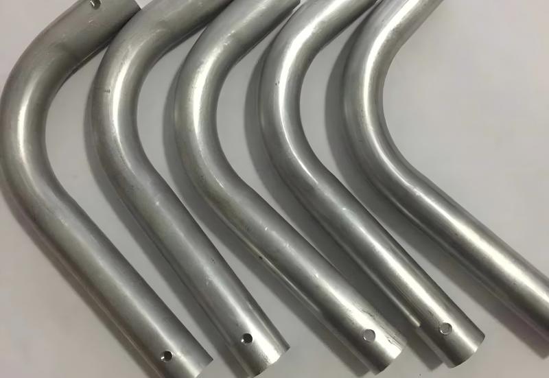 Hydraulische Wartung von Rohrbiegemaschinen