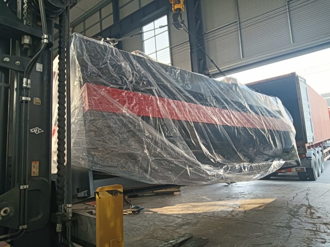 Libya-QC11K-10X6000 Guillotine Shear