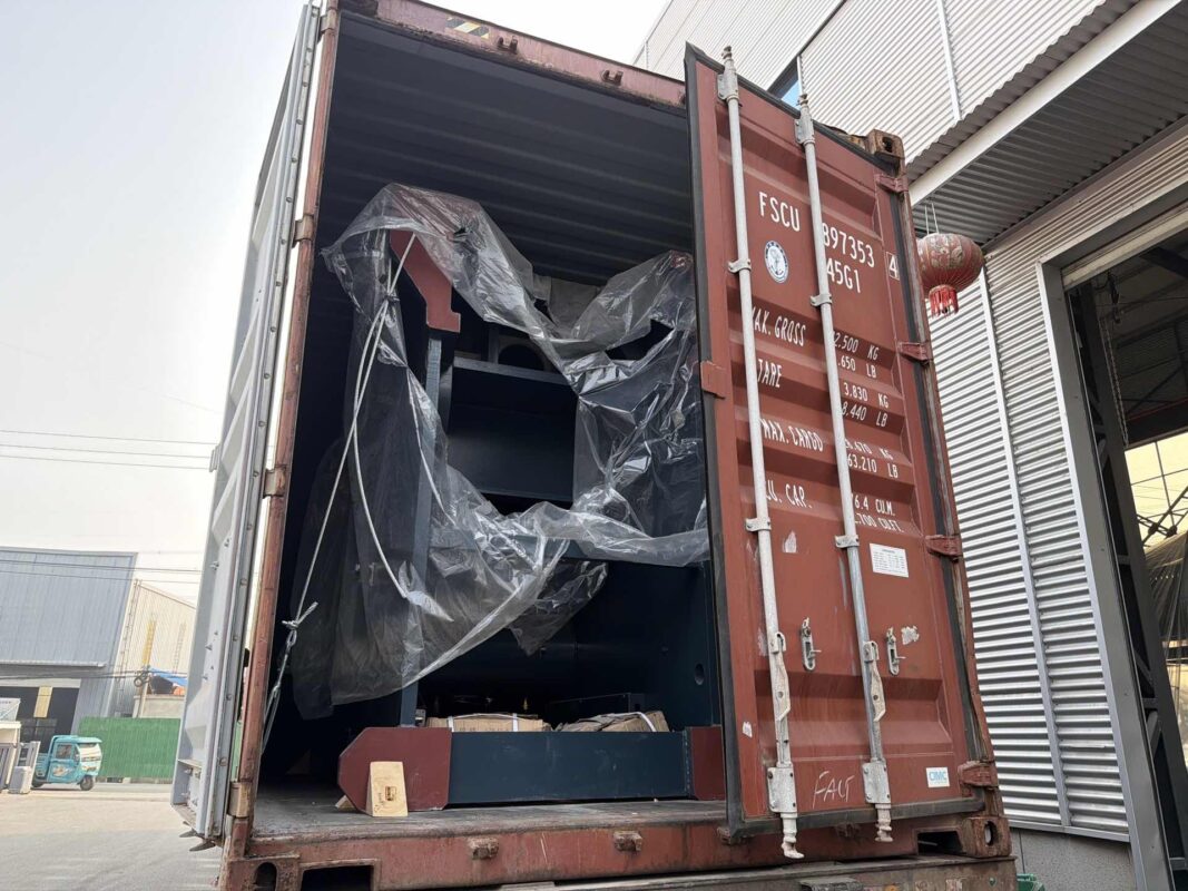 Stanzmaschine UAE-JH21-200T