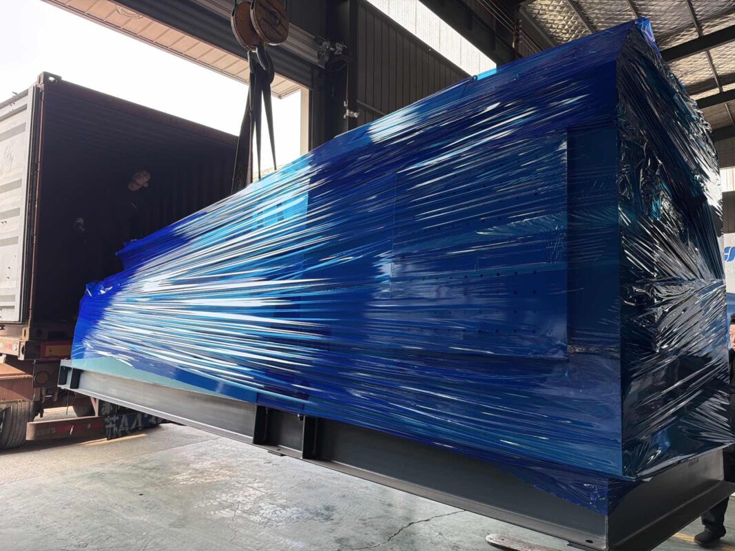 Stanzmaschine UAE-JH21-200T