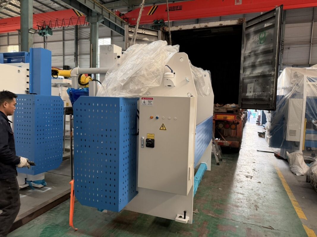 Австралийский листогибочный пресс WC67K-80T2500