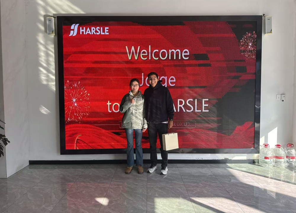 Aperçu de l'usine en décembre : HARSLE accueille des visiteurs du monde entier