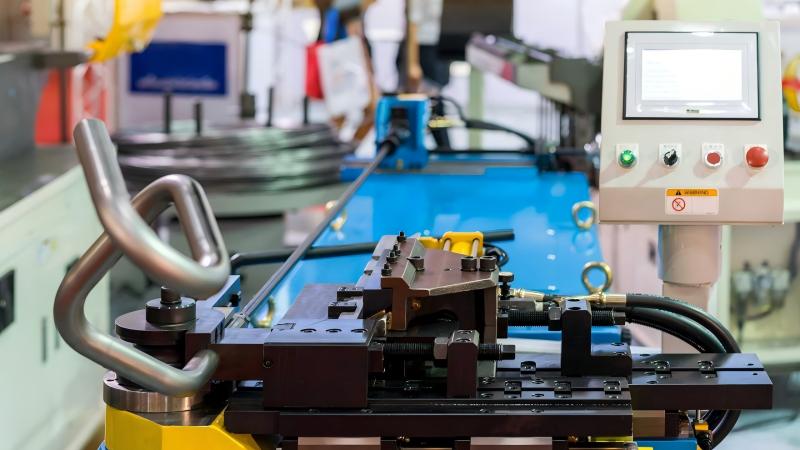 Rohrbiegemaschinenreparatur vs. -wartung: Was ist der wirkliche Unterschied?