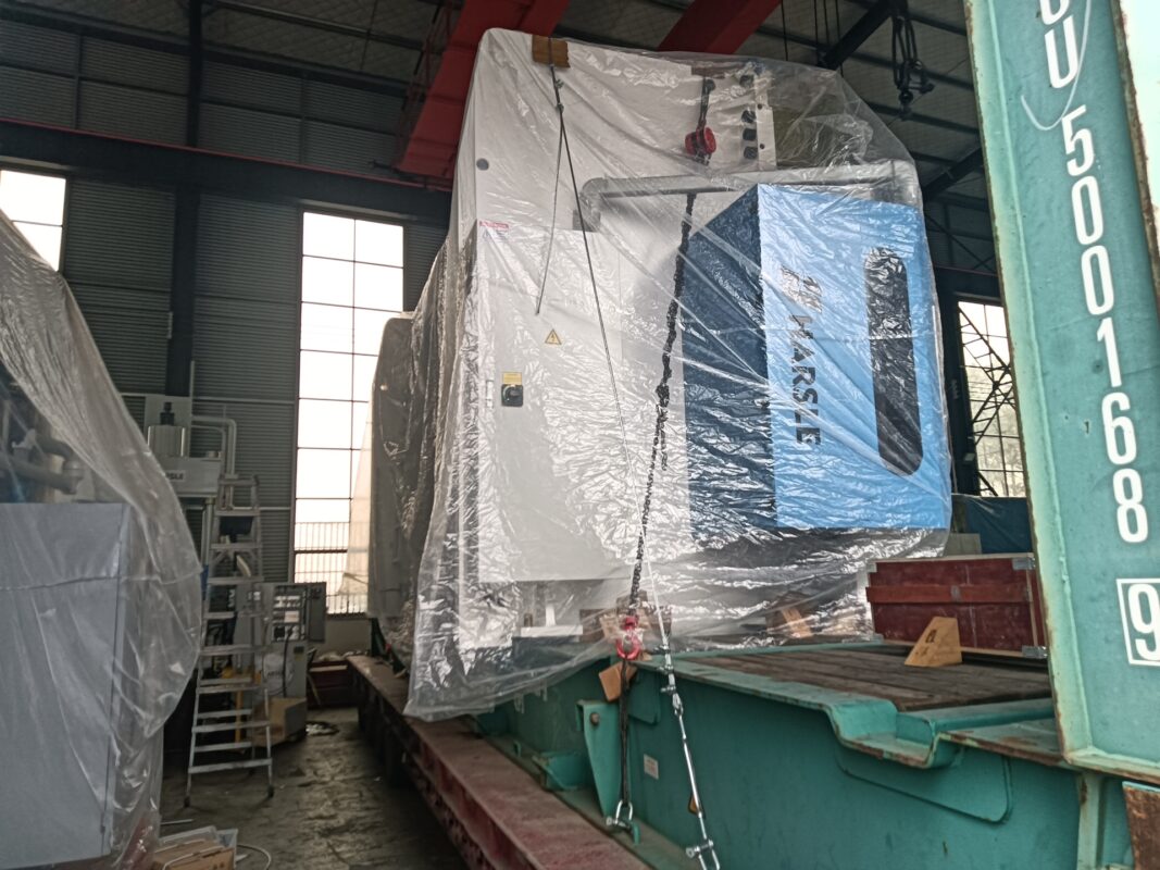 Prensa plegadora CNC WE67K-500T6000 de Grecia