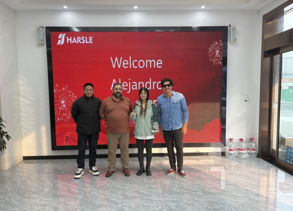 Aperçu de l'usine en décembre : HARSLE accueille des visiteurs du monde entier