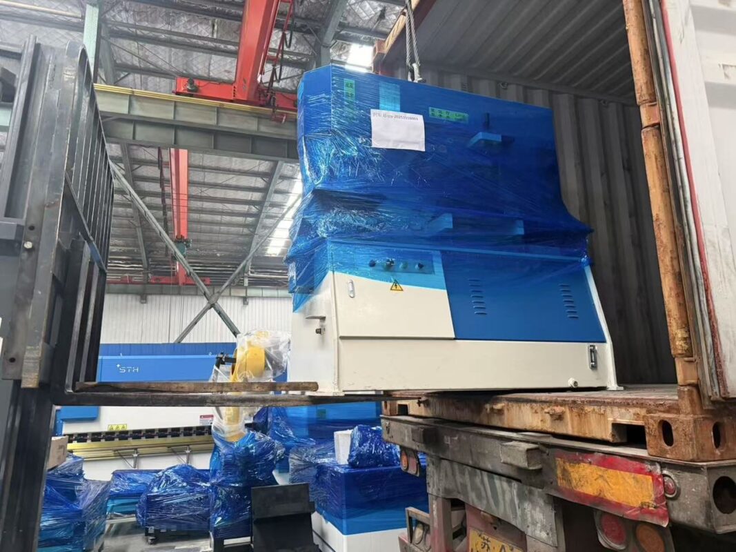 Argentina-QC11K-16X3200 Guillotine-Schere