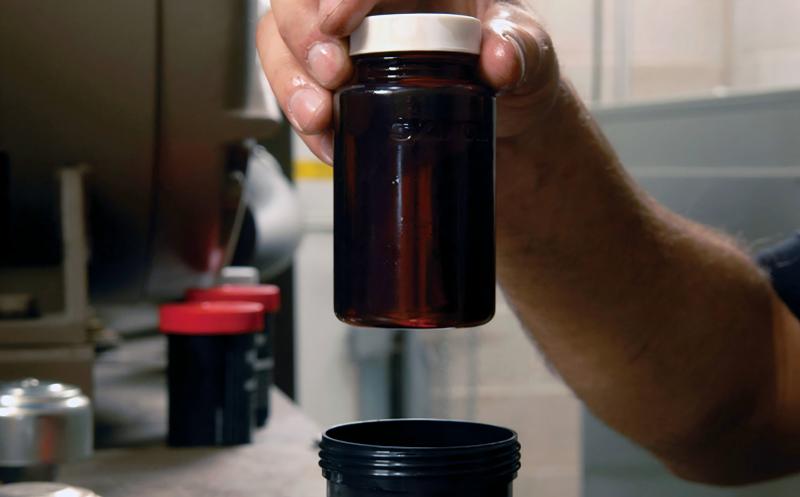 لماذا ترتفع درجة حرارة الزيت الهيدروليكي في مكابس الفرامل؟