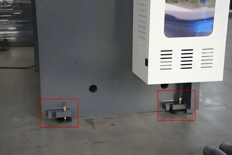 Press Brake Bolt Inspection