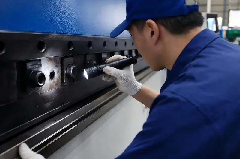 Press Brake Bolt Inspection