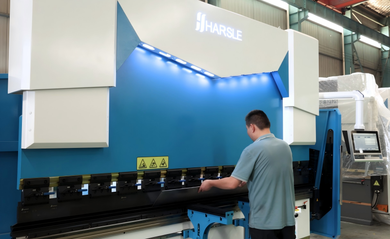 How Does Press Brake Bolt Inspection Improve Safety?