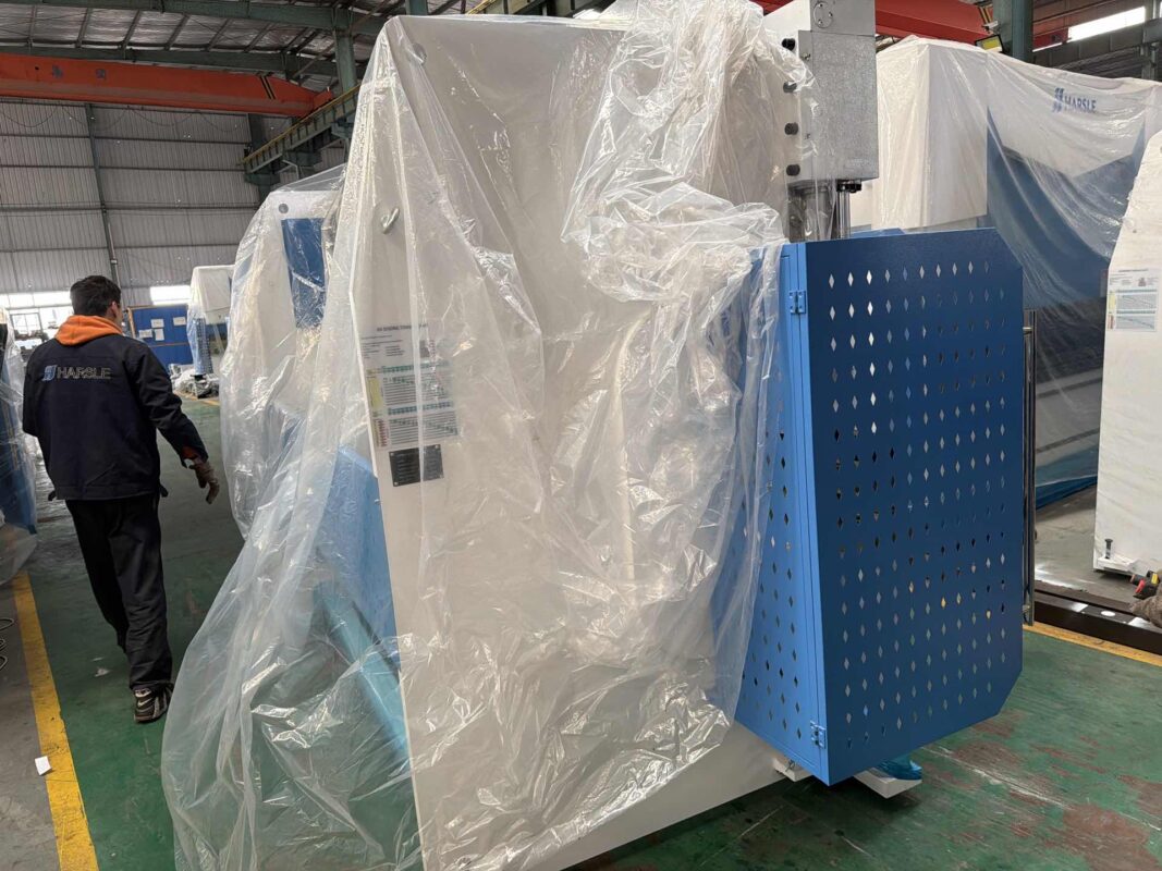 Pakistan-WC67K-125T3200 Abkantpresse