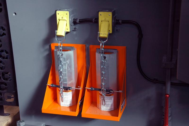 Предохранительные устройства листогибочного пресса