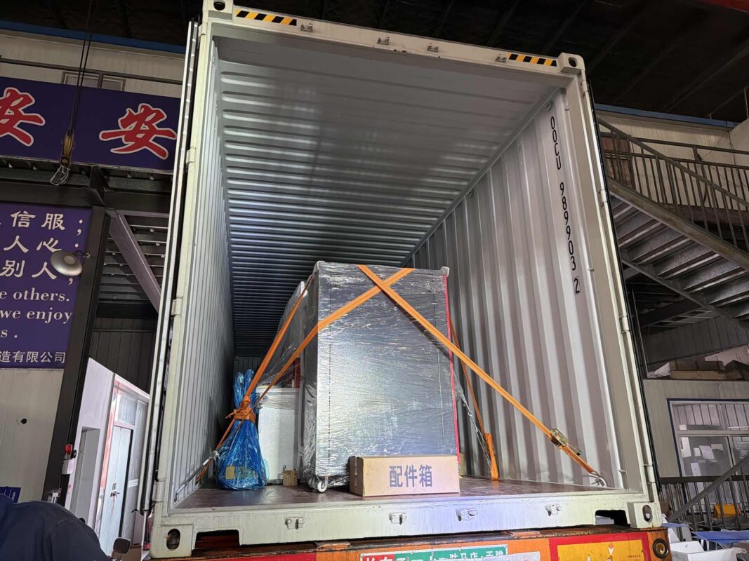 Cisaille guillotine USA-QC12K-6X2500