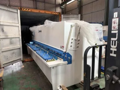 USA-QC12K-6X4000 Swing Beam Shear
