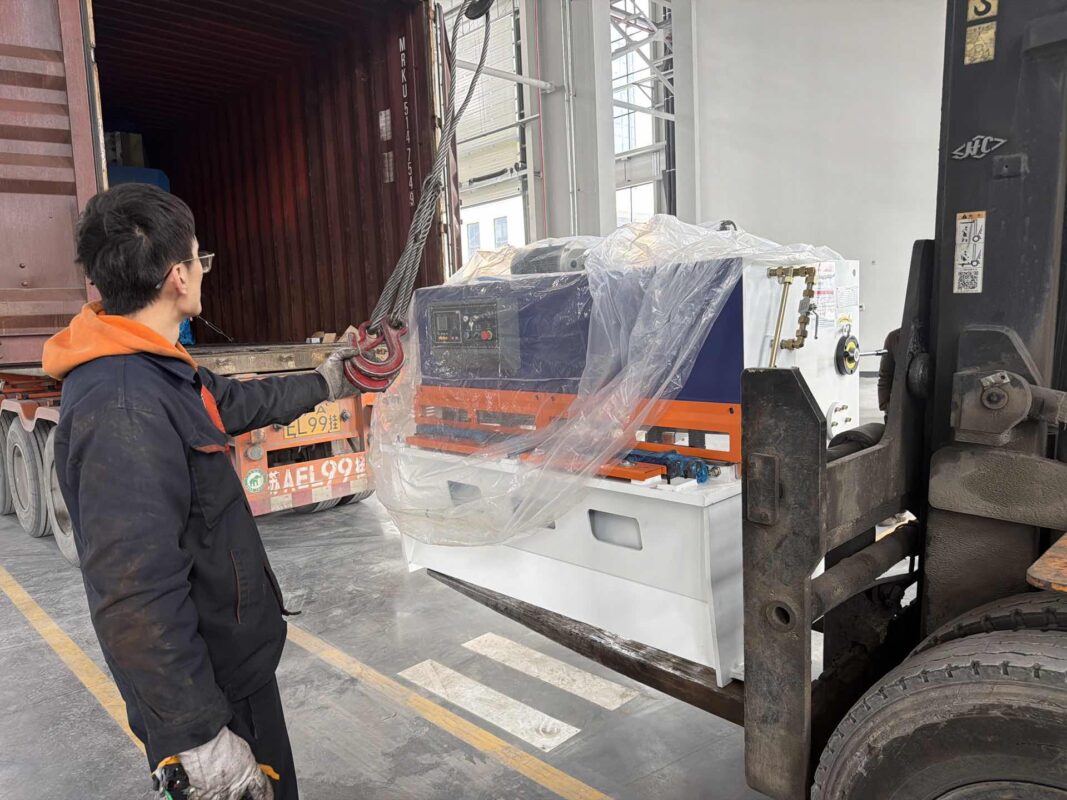 Листогибочный пресс с ЧПУ Украина-WE67K-100T3200