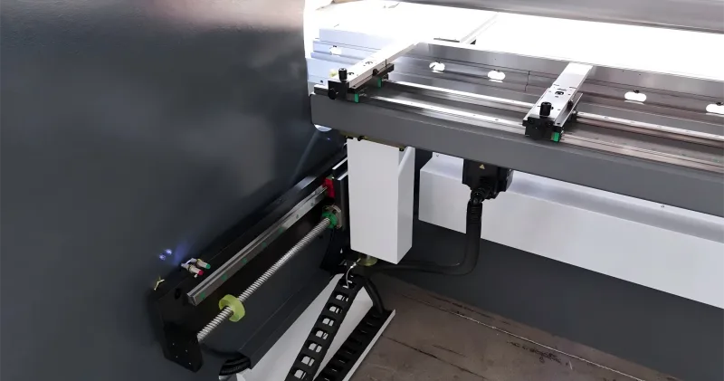 Press Brake Backgauge Positioning