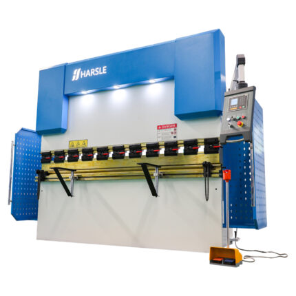 Pressa piegatrice da 30 tonnellate
