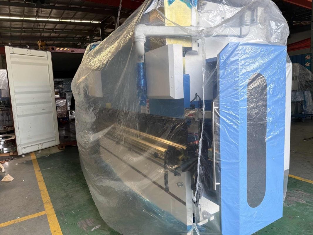 France-WE67K-250T3200 CNC-Abkantpresse