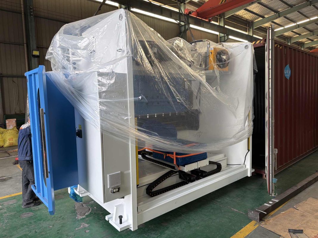 France-WE67K-250T3200 CNC-Abkantpresse