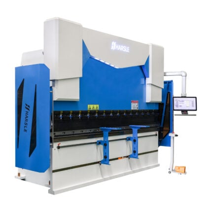 Pressa piegatrice da 135 tonnellate