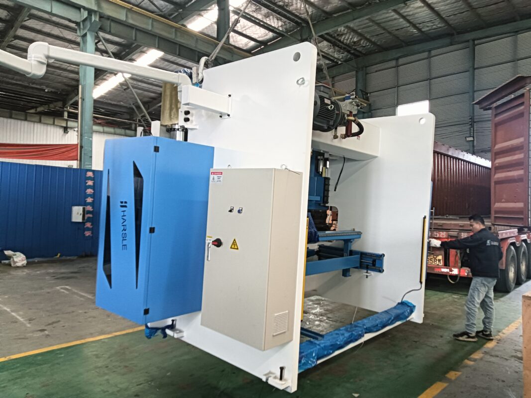 Australia--WE67K-250T3200-CNC Press Brake