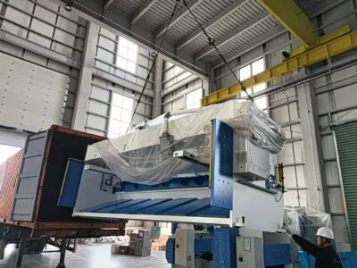 Canada-QC11K-10X4000 Shearing Machine