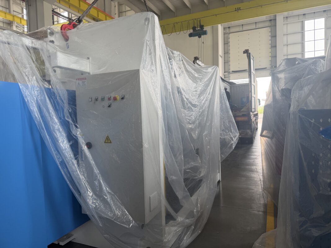 Canada-WE67K-300T4000 CNC Press Brake