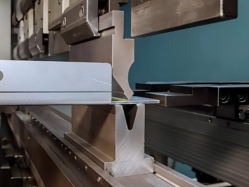 What to Do When Press Brake Control System Malfunctions?