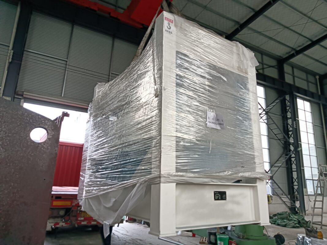 Nigeria-HS-100T Hot Press Machine