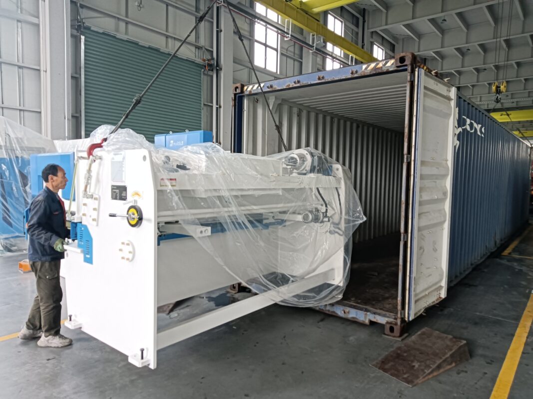 Ukraine-WE67K-63T2500 CNC Press Brake