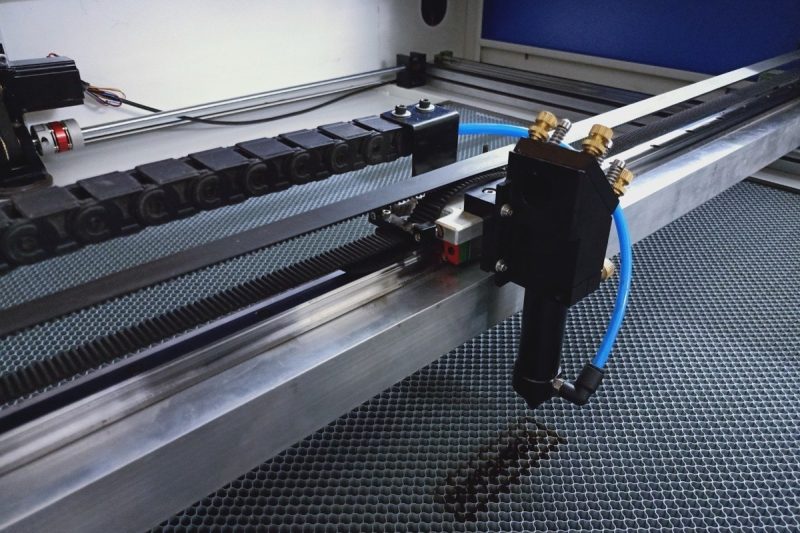 How to Lubricate Laser Cutter Motion System?