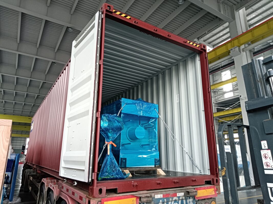 South Africa-Y27-200T  Hydraulic Press