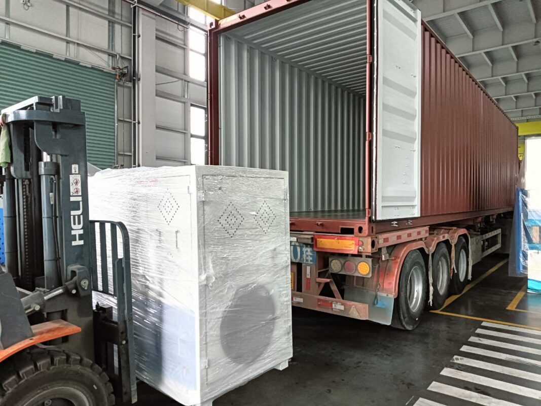 South Africa-Y27-200T  Hydraulic Press
