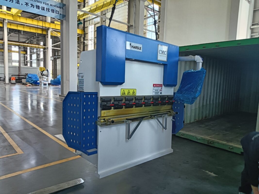 Sri Lanka-WC67K-80T2500 Hydraulic Press Brake